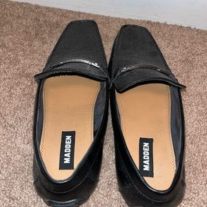Dress shoes